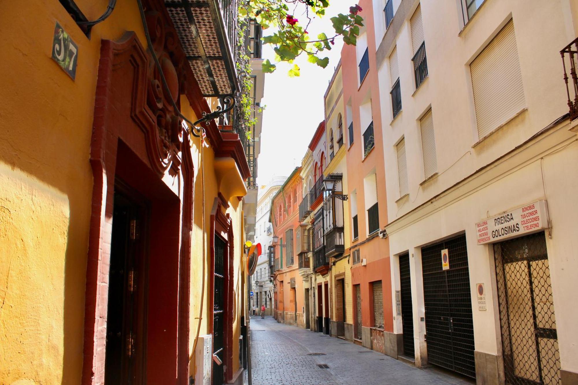 Wish Suite Plaza Nueva Seville Exterior photo